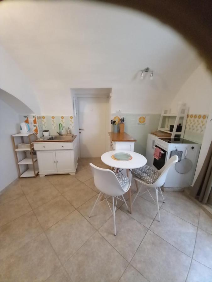 Bunari Studio Apartment Ровинь Экстерьер фото
